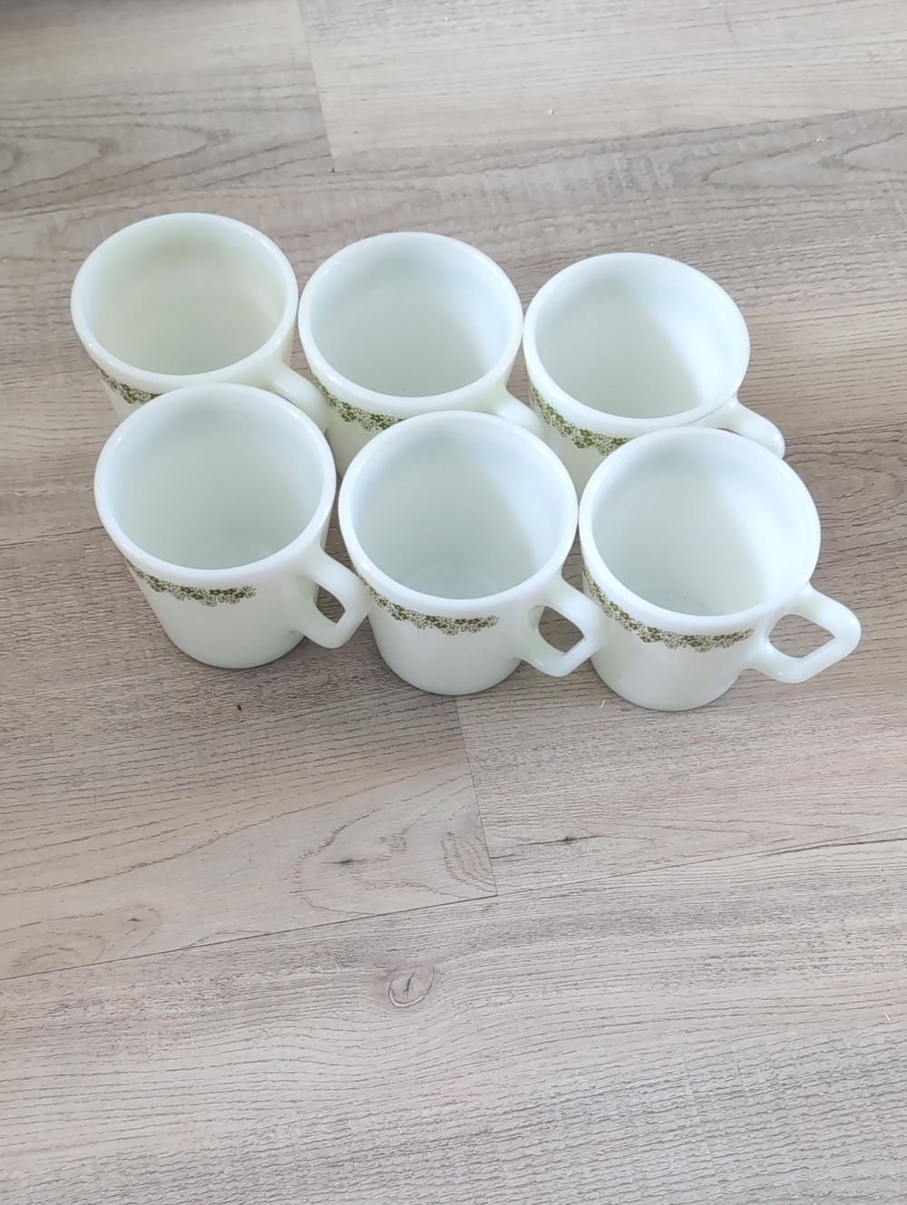 Vintage Pyrex Milk Glass Mugs - Set of 6 ☕🌼